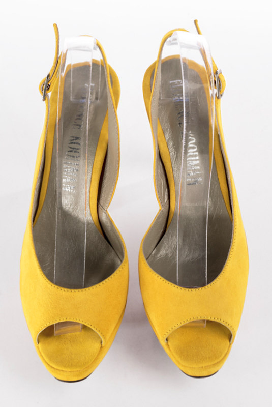 Yellow women's slingback sandals. Round toe. Very high slim heel with a platform at the front. Top view - Florence KOOIJMAN